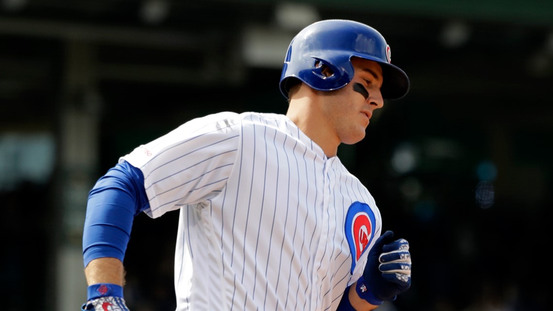 Cubs' Rizzo returns to Marjory Stoneman Douglas High