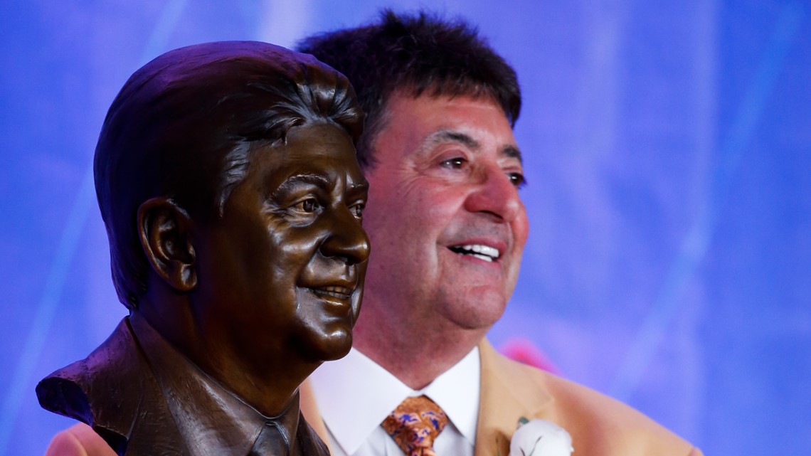 06 AUG 2016: 2016 Hall of Famer Edward J. DeBartolo, Jr. has his