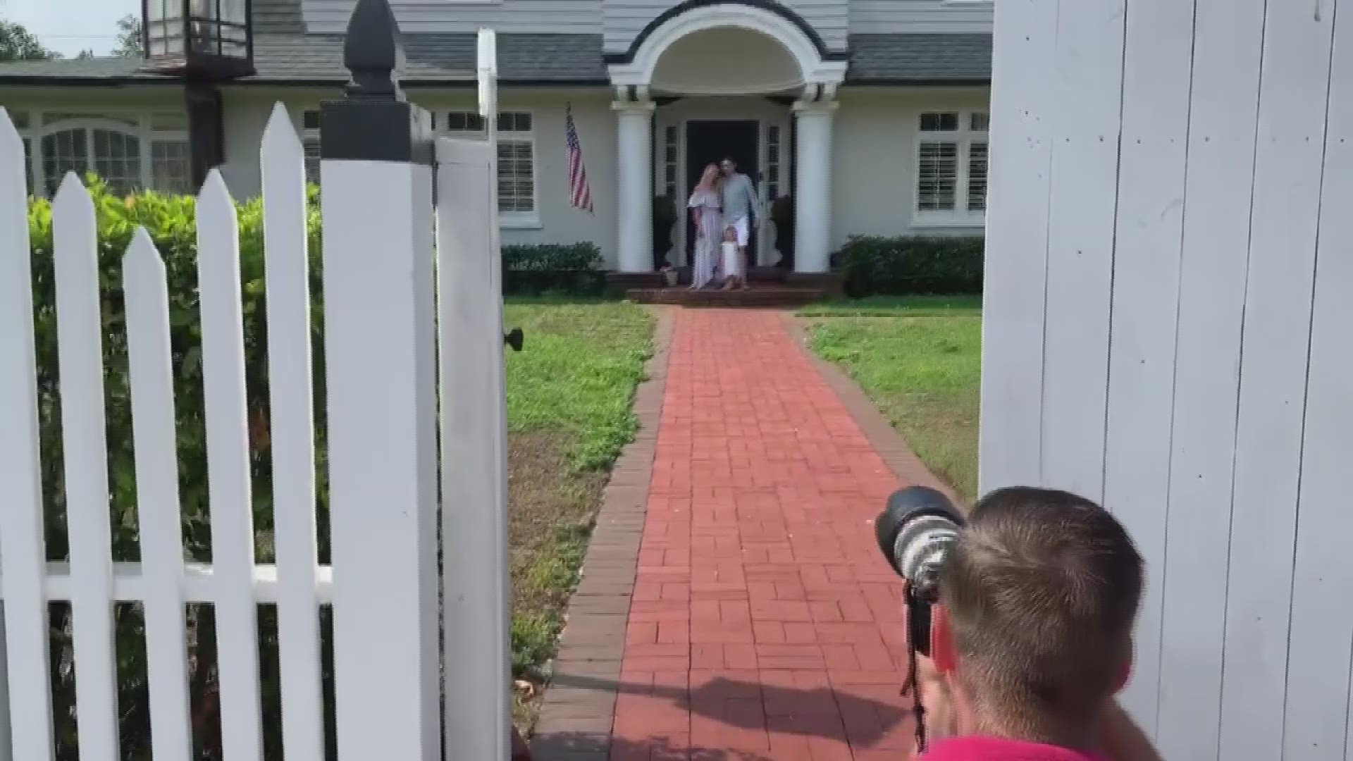 Jeremy and Tara Quellhorst wanted to do something to help their neighbors. On Easter Sunday, they walked their Snell Shores neighborhood and took family portraits.