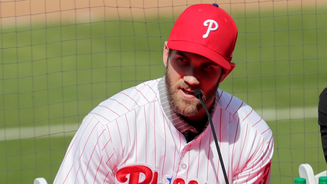 PHILS BRYCE HARPER MAKES HIS 2020 SPRING TRAINING DEBUT TODAY!