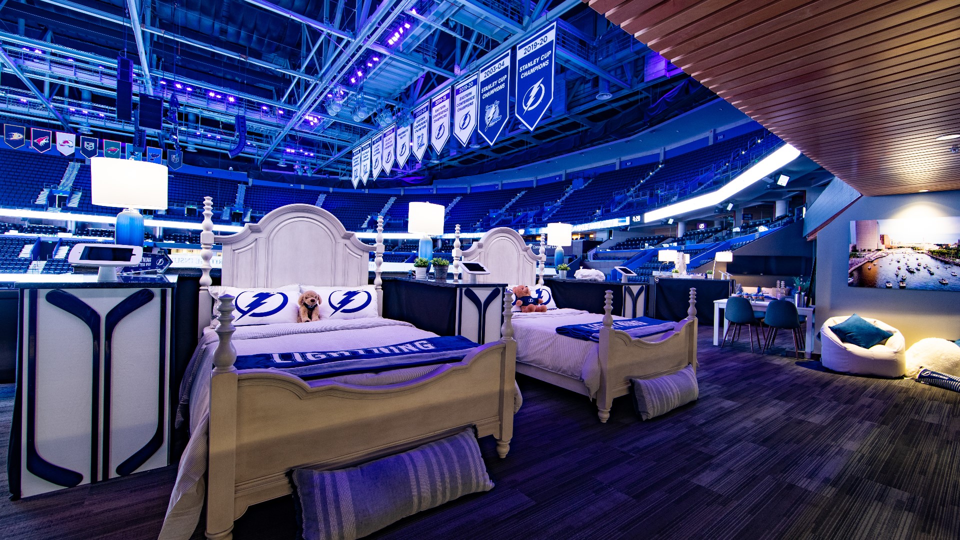 Tampa Bay Lightning Transform Amalie Arena Into Airbnb For Fans | Wtsp.com