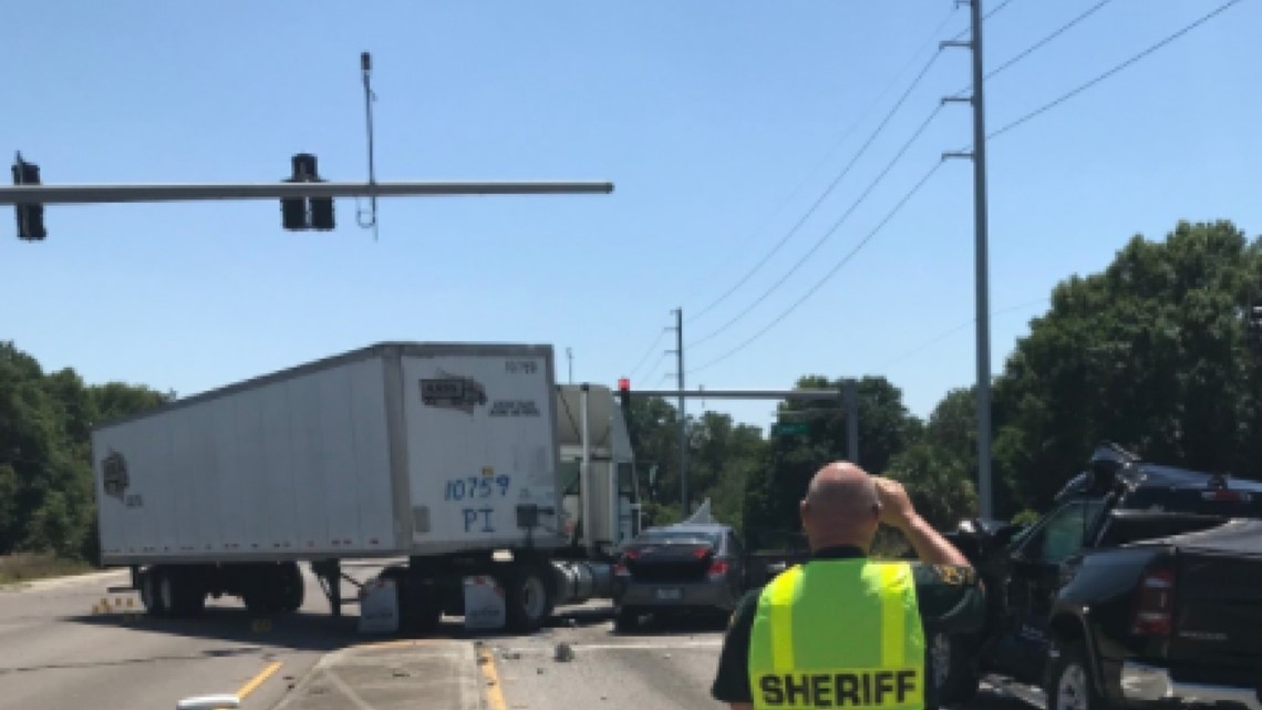 Deadly crash in Lakeland, Florida