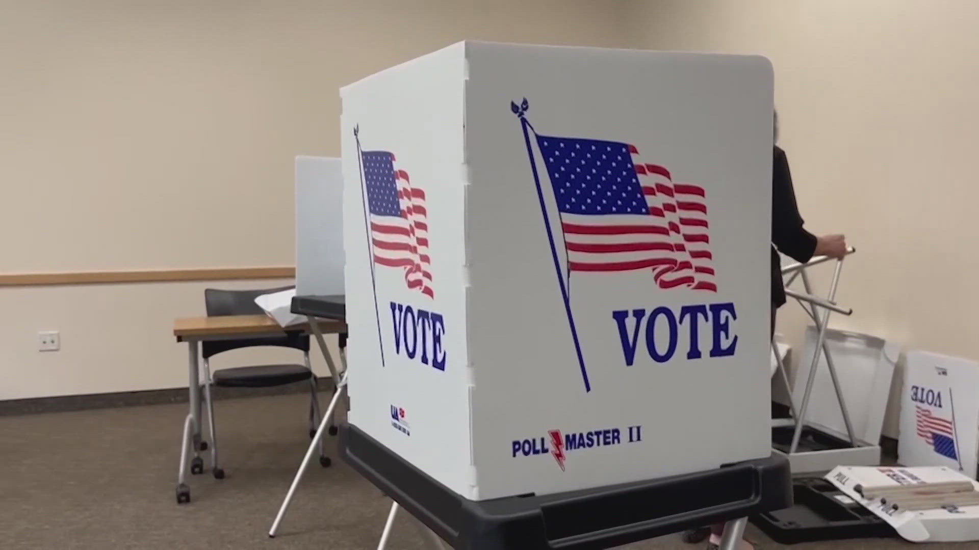 The Hillsborough County supervisor of elections explained that the vote count is kept on a server that is not connected to the internet and cannot be hacked.