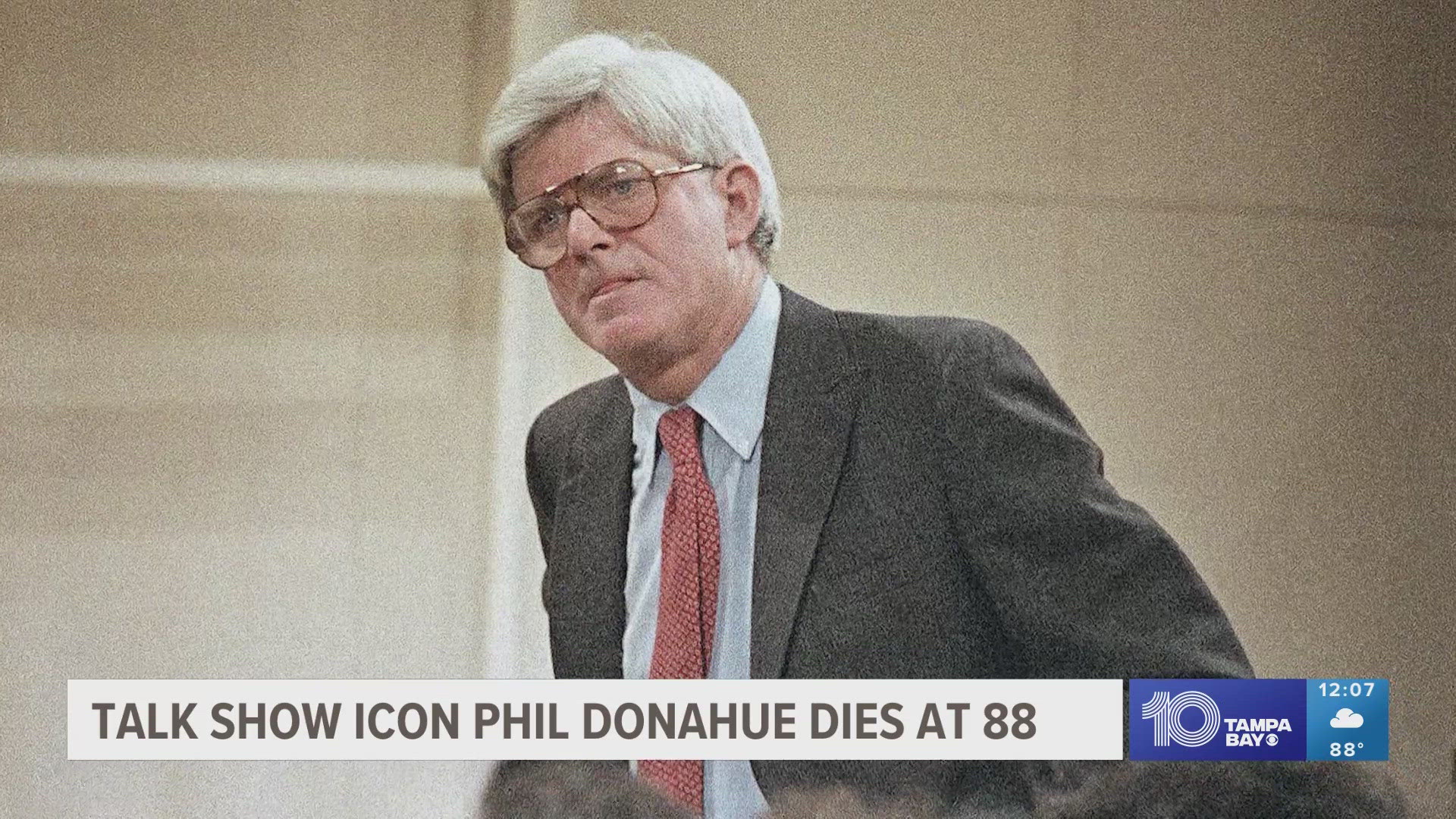 Phil Donahue, whose pioneering daytime talk show launched an indelible television genre has died.