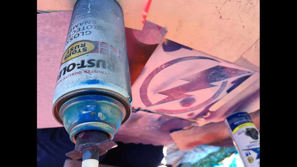 Bolts fan creates Lightning art with spray paint