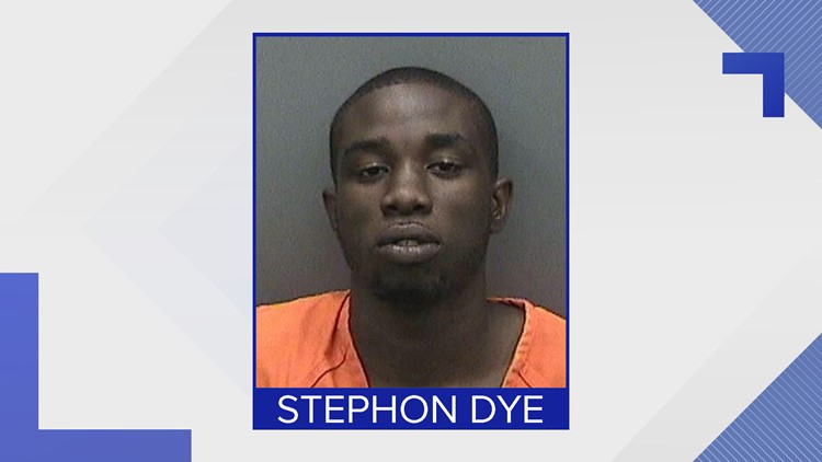 Tampa Police Arrest 19 Year Old Man Accused Of Shooting Cab Driver