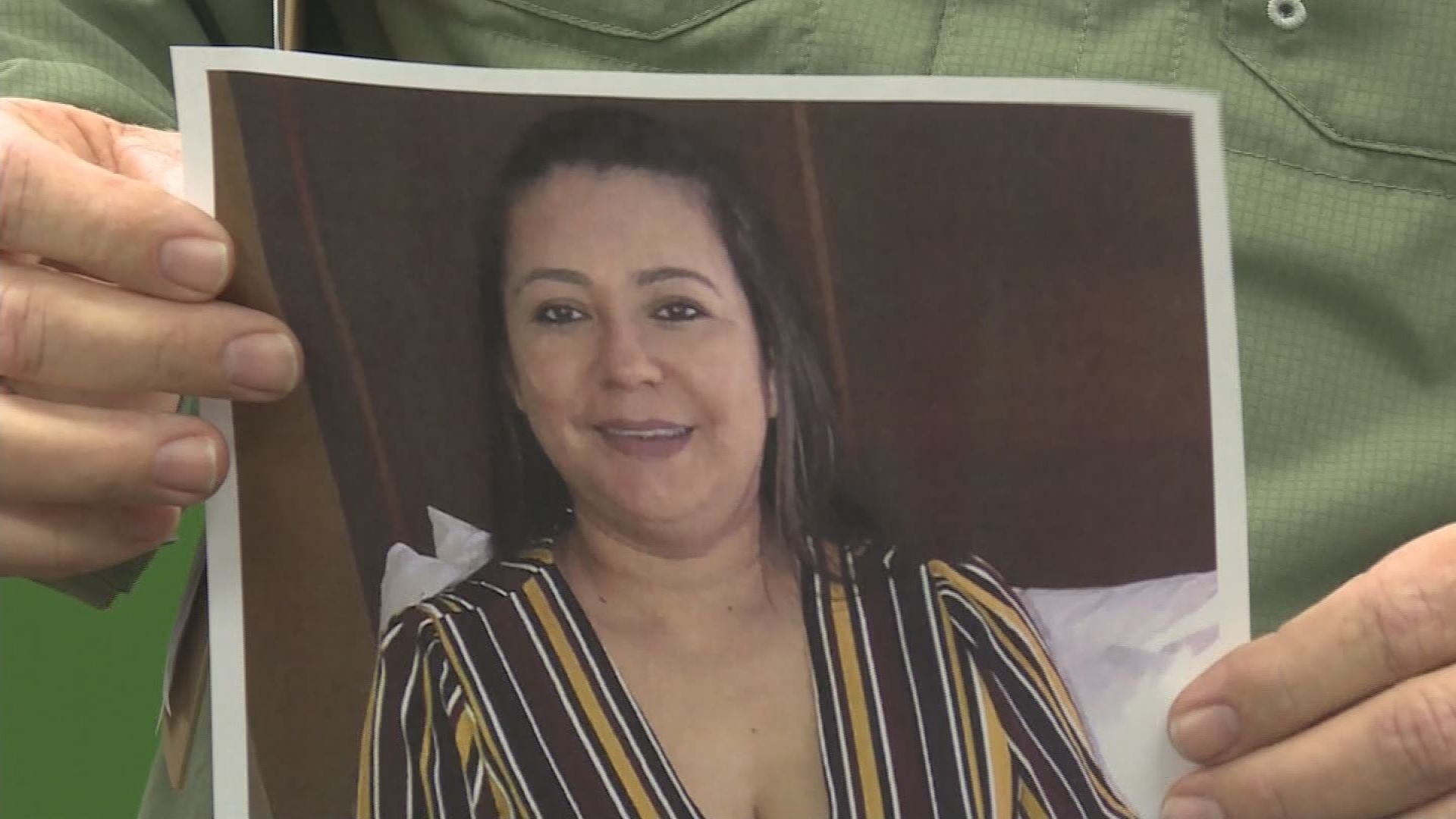 The family of Ana Piñon-Williams, 38, says her life "truly was a light in this world." Her brother-in-law identified her as one of the victims in the Sebring, Florida, SunTrust bank shooting.