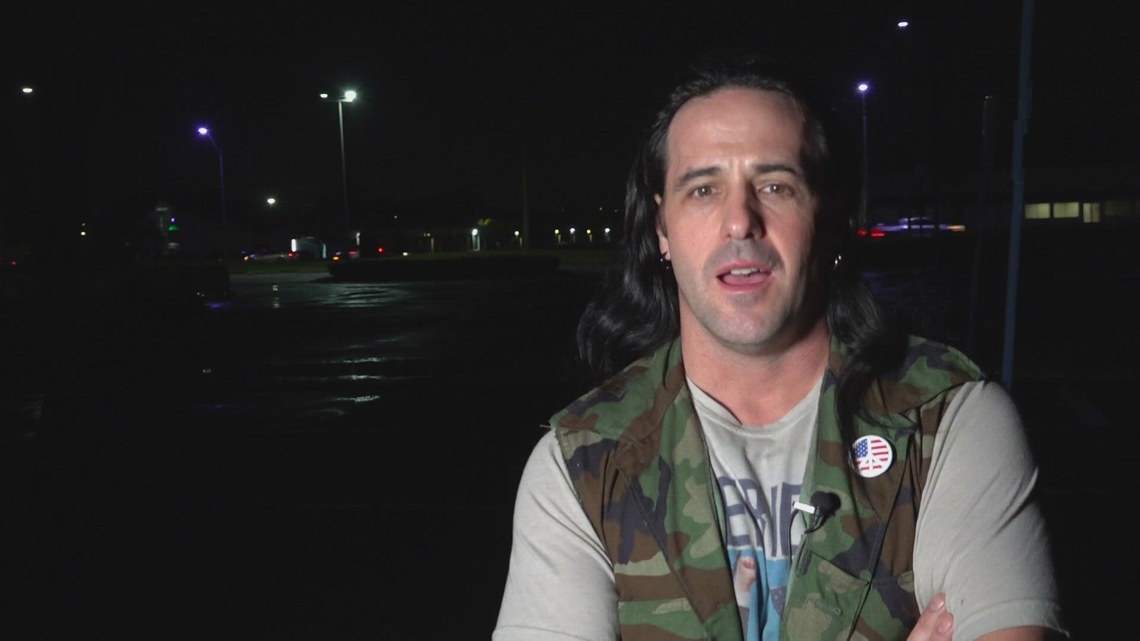 Tampa man convicted in Jan. 6 riot hopes to be pardoned by Trump | wtsp.com