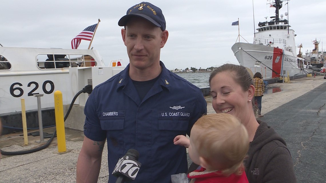 Coast Guard crew docks in St. Pete just in time for Christmas | wtsp.com