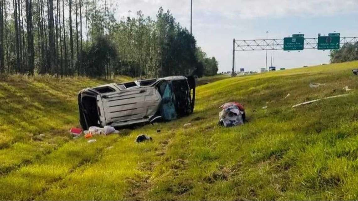 Rollover Crash Causes Two Children, Adults To Be Ejected On I-75 | Wtsp.com