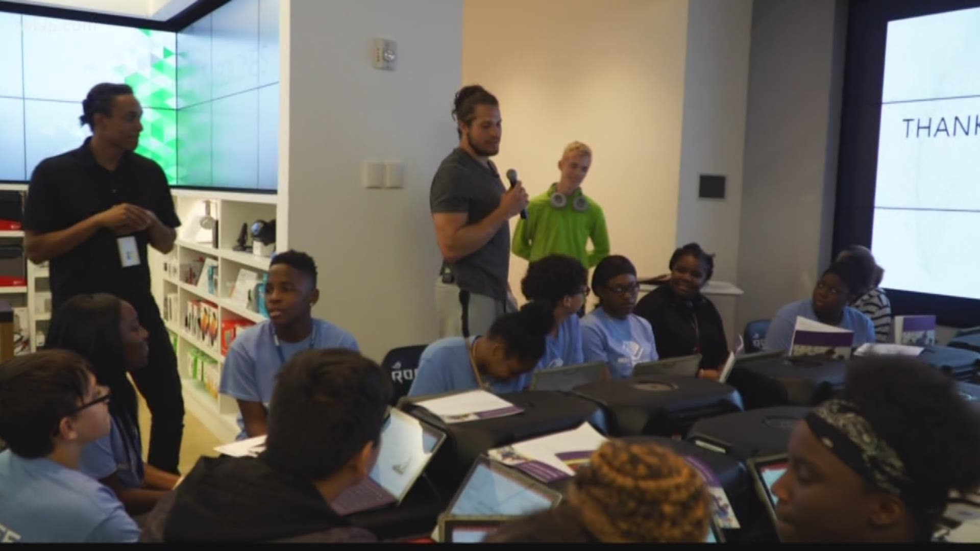 Anthony Chickillo, linebacker for the Pittsburgh Steelers, gives back to the kids in his home town. 

A select group of the Boys and Girls Clubs in the Tampa Bay area attended a Youth Spark Camp Thursday evening at the Tampa Microsoft store.