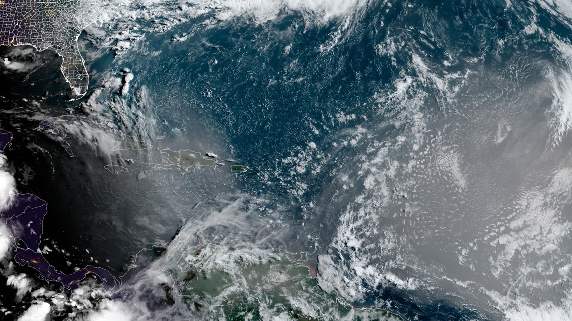 Massive Saharan dust cloud heading toward Florida