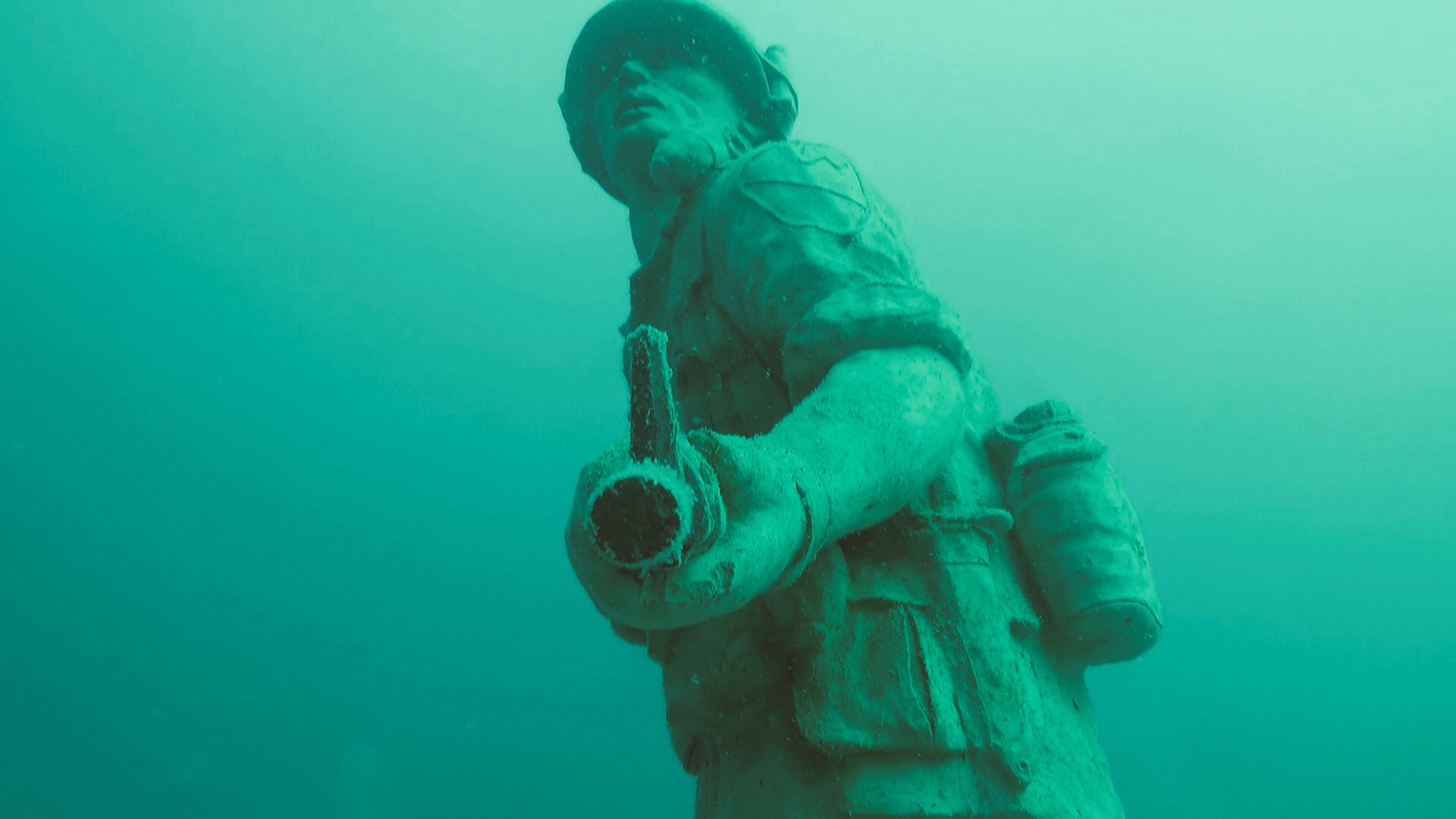 Circle of Heroes underwater memorial honors vets in Clearwater