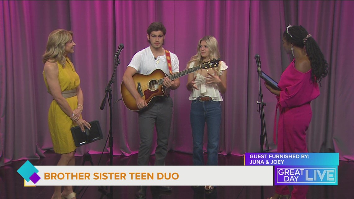 Teen country pop duo Juna & Joey perform on GDL