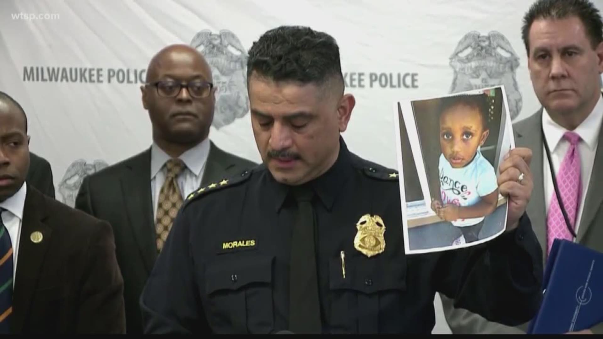 Her dad is accused of killing her mom and deputies have been unable to find the 2-year-old daughter.