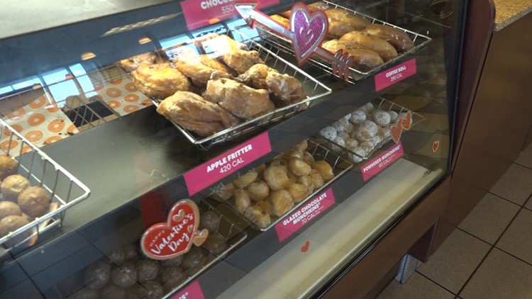 Honey bees and roaches invade Tampa Bay Dunkin' Donuts