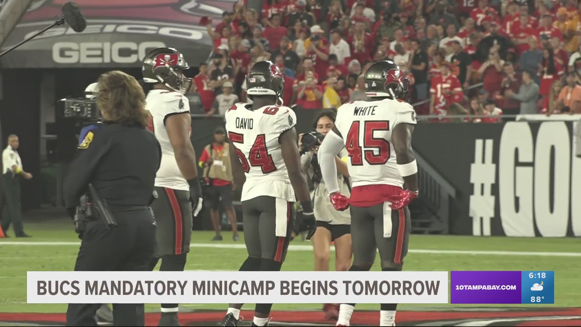 where do the tampa bay buccaneers play tomorrow