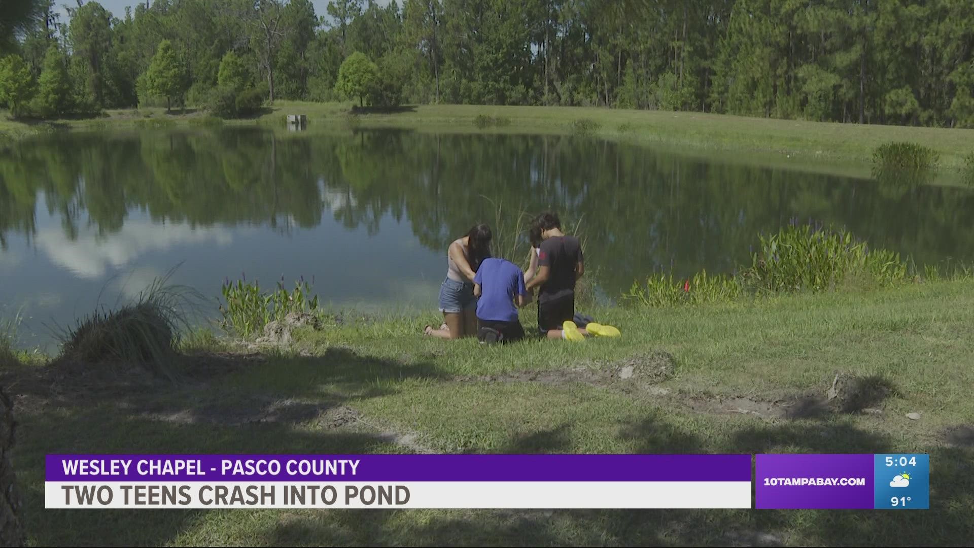 Fhp 2 Teens Killed After Suv Crashes Into Pasco County Retention Pond
