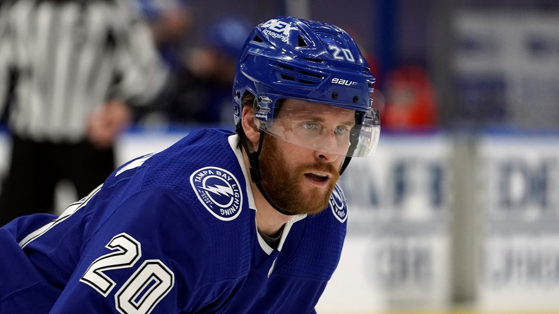 Lightning's Blake Coleman signs 6-year, $29.4M deal with ...