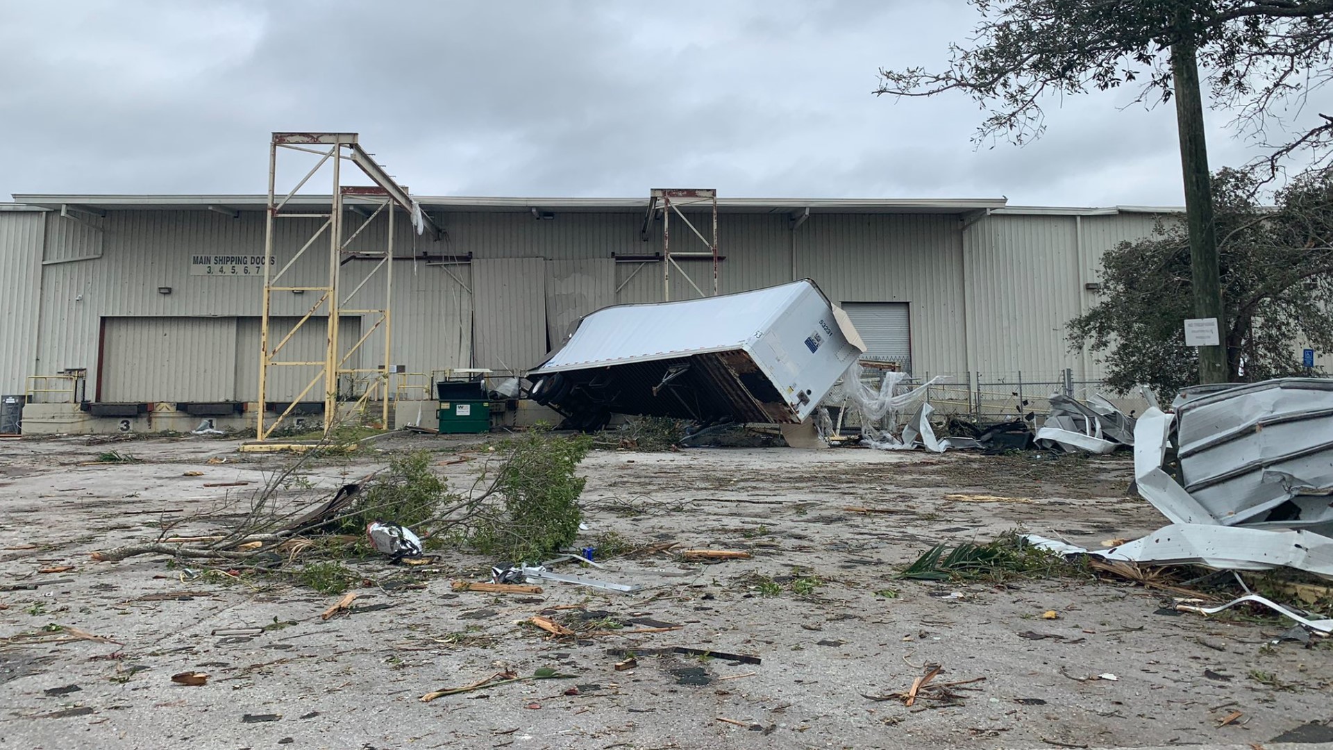 Tampa Bay Tornado Coverage: Damage Reported In Pinellas County | Wtsp.com