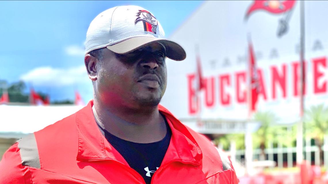 Black NFL coaches: Trai Essex tackling coaching diversity - Vimarsana News