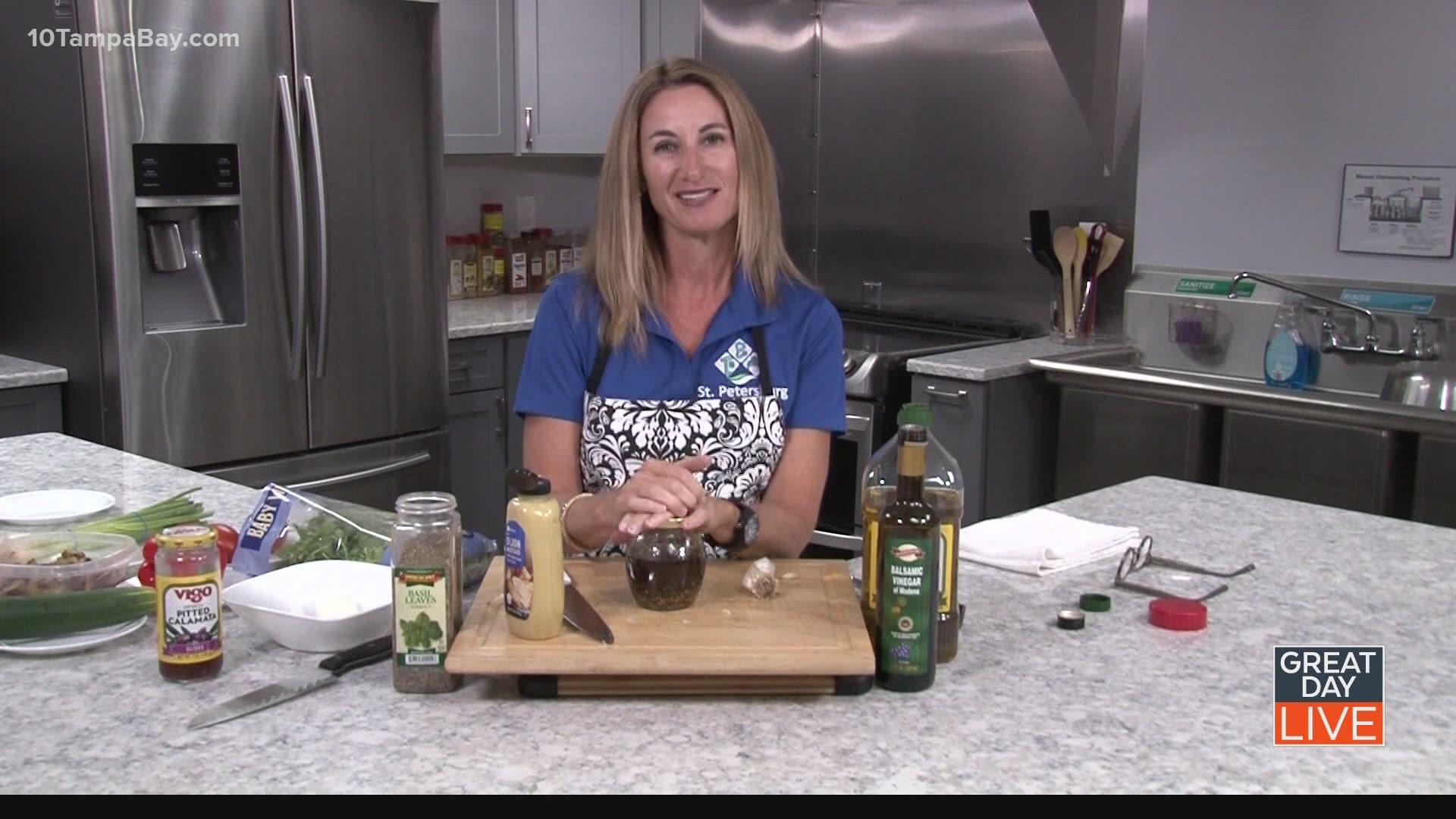 Are you a fan of vinaigrette? Instead of buying one at the store, try making your own! Wendy Wesley from The St. Petersburg Free Clinic has a delicious recipe.