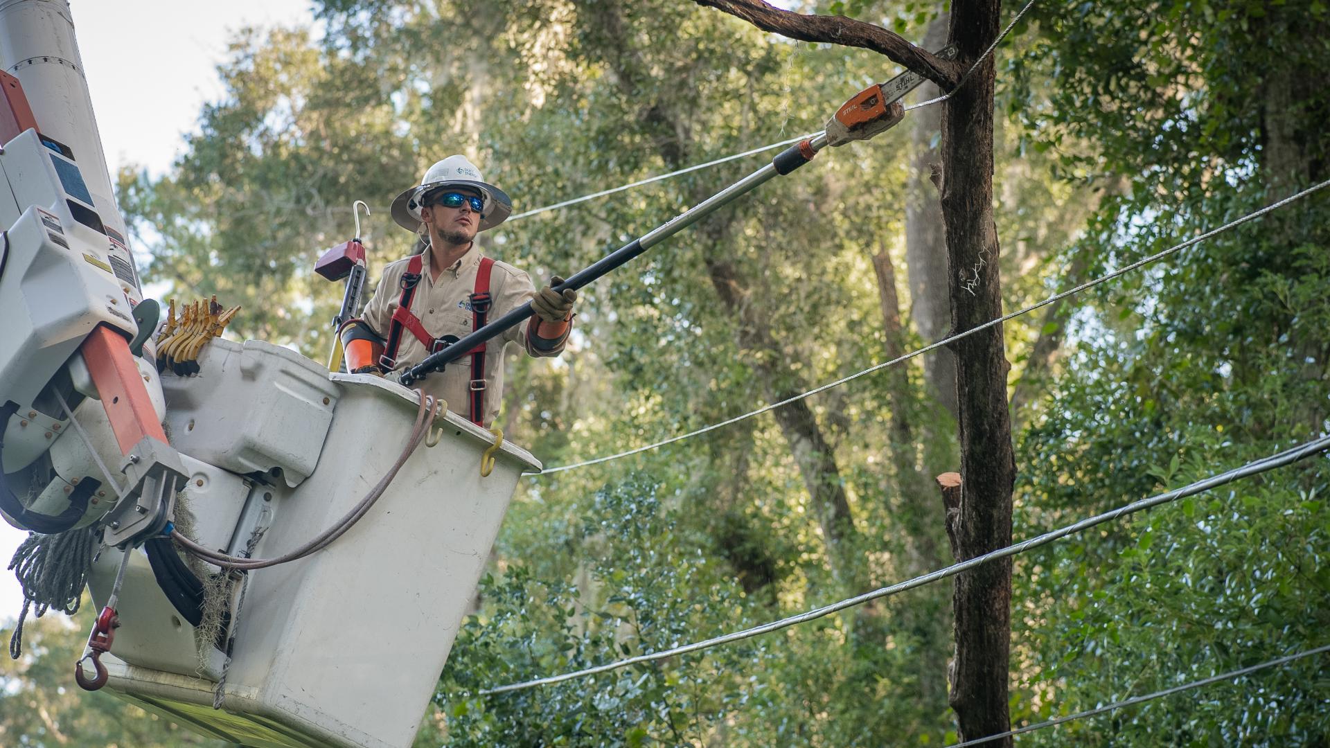 Duke Energy outage update: Power could be back Sunday | wtsp.com