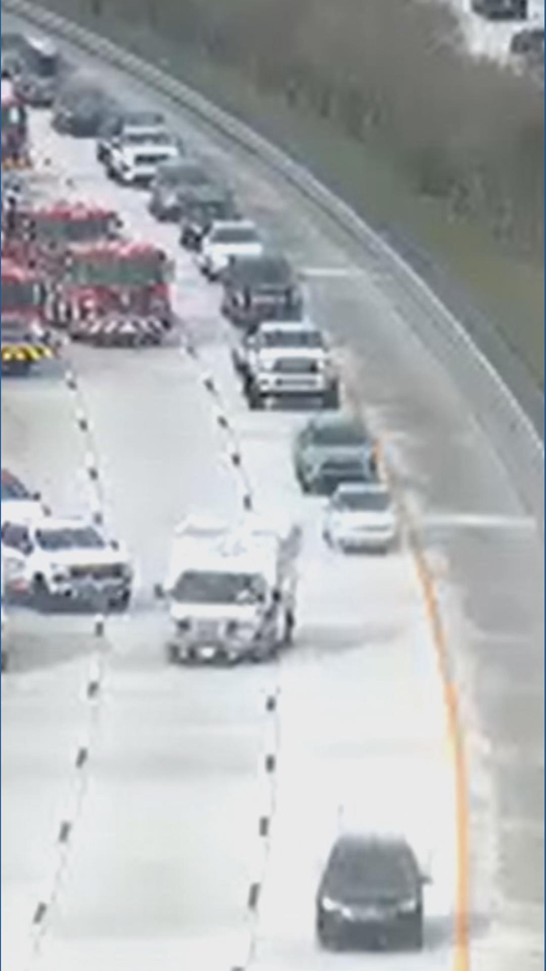 Lanes cleared after rollover crash on I-275 in south St. Pete | wtsp.com
