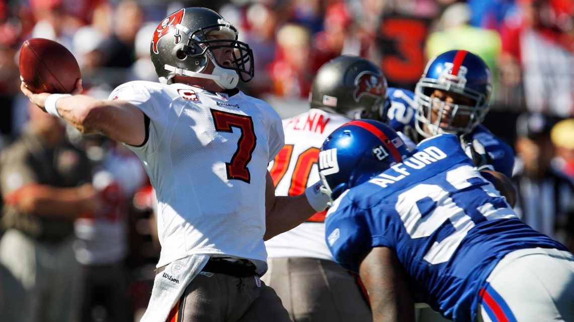 Giants vs. Bucs Wild Card Playoff Game 2007; Eli Manning Wins