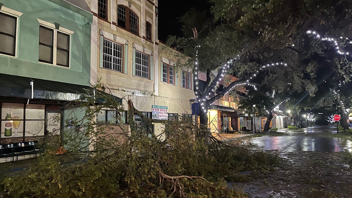 Bradenton Police Share Pictures Of Damage After Hurricane Ian | Flipboard