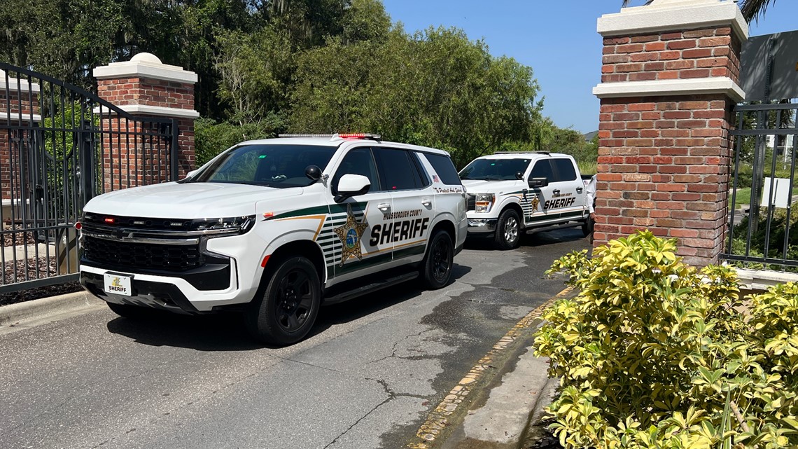 Tampa officers shoot, kill murder suspect on the run in Riverview