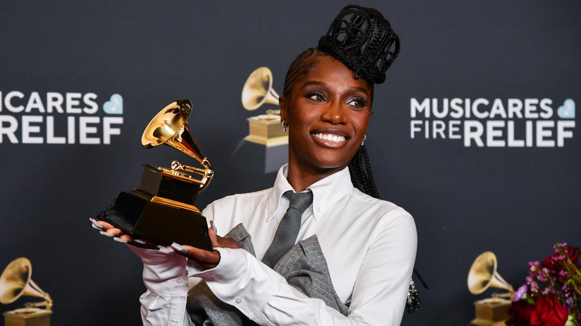 ふ*ー様 ファジアーノ　Saluting the Grammys 限定版 115 Doechii Grammy speech features Tampa shoutout | wtsp.com