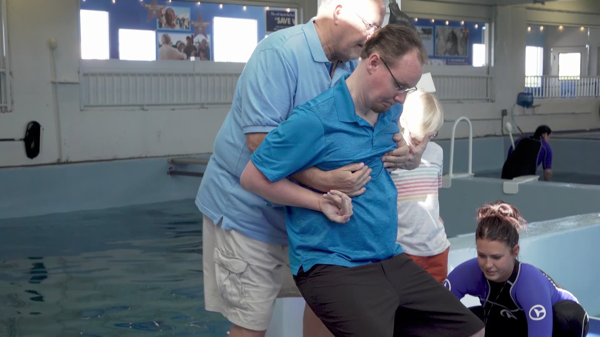 Wounded veteran gets to meet the very dolphin that continues to inspire him and his family.