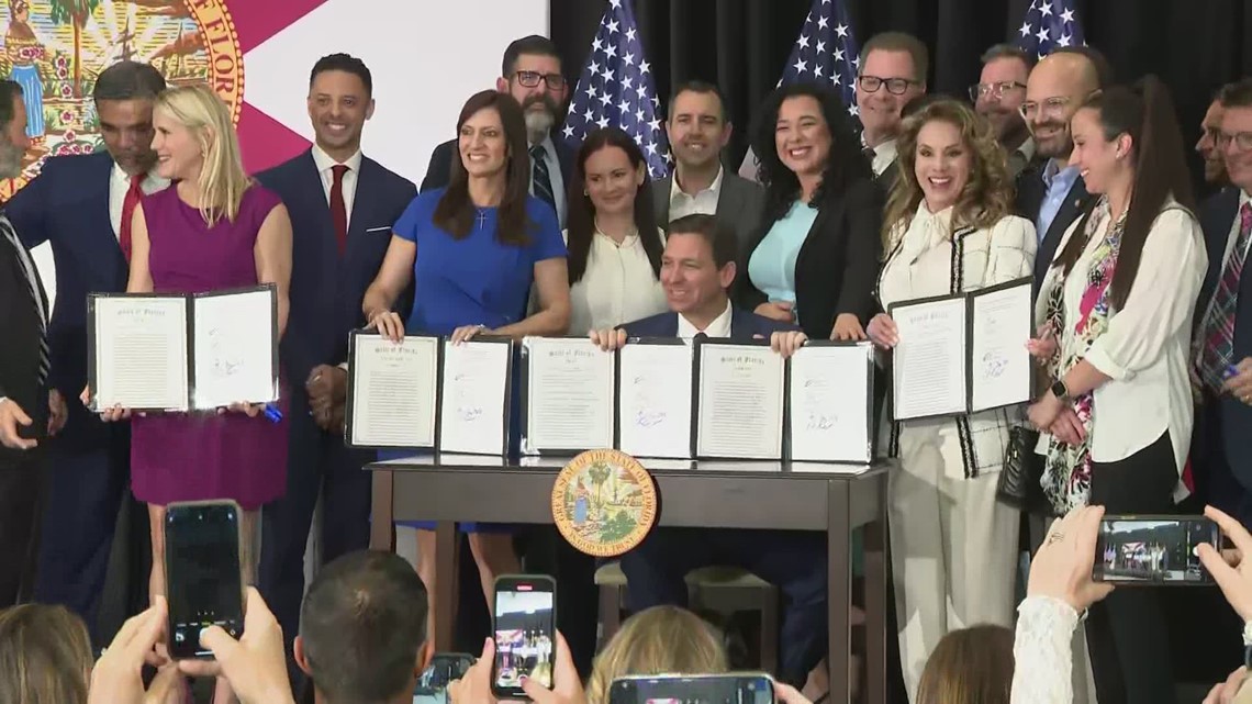 DeSantis signs 5 Florida education bills into law