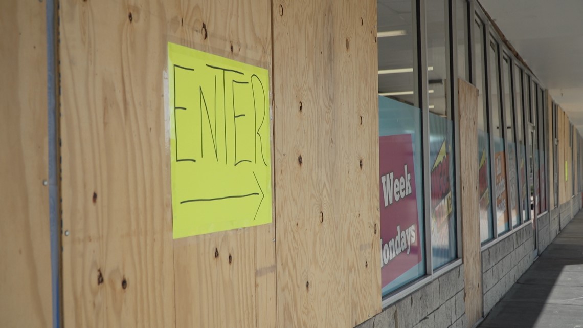 Dunedin businesses reopen month after tornado rips through