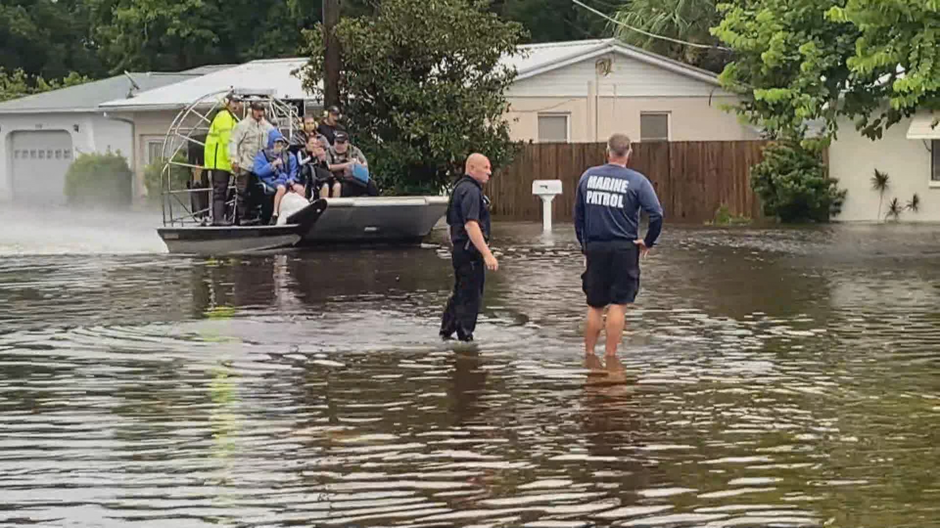 Rescue crews save people from flooded Sarasota homes | wtsp.com