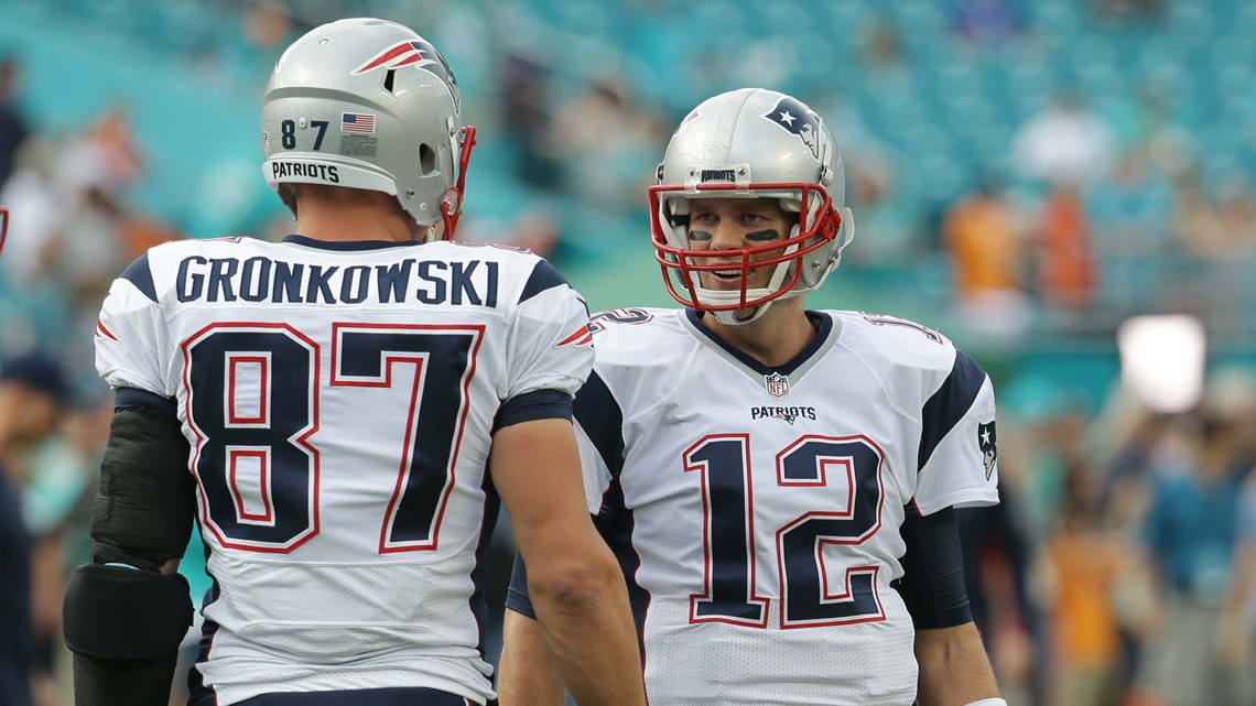 Rob Gronkowski, Tom Brady to reunite with Bucs after trade from Patriots:  report 