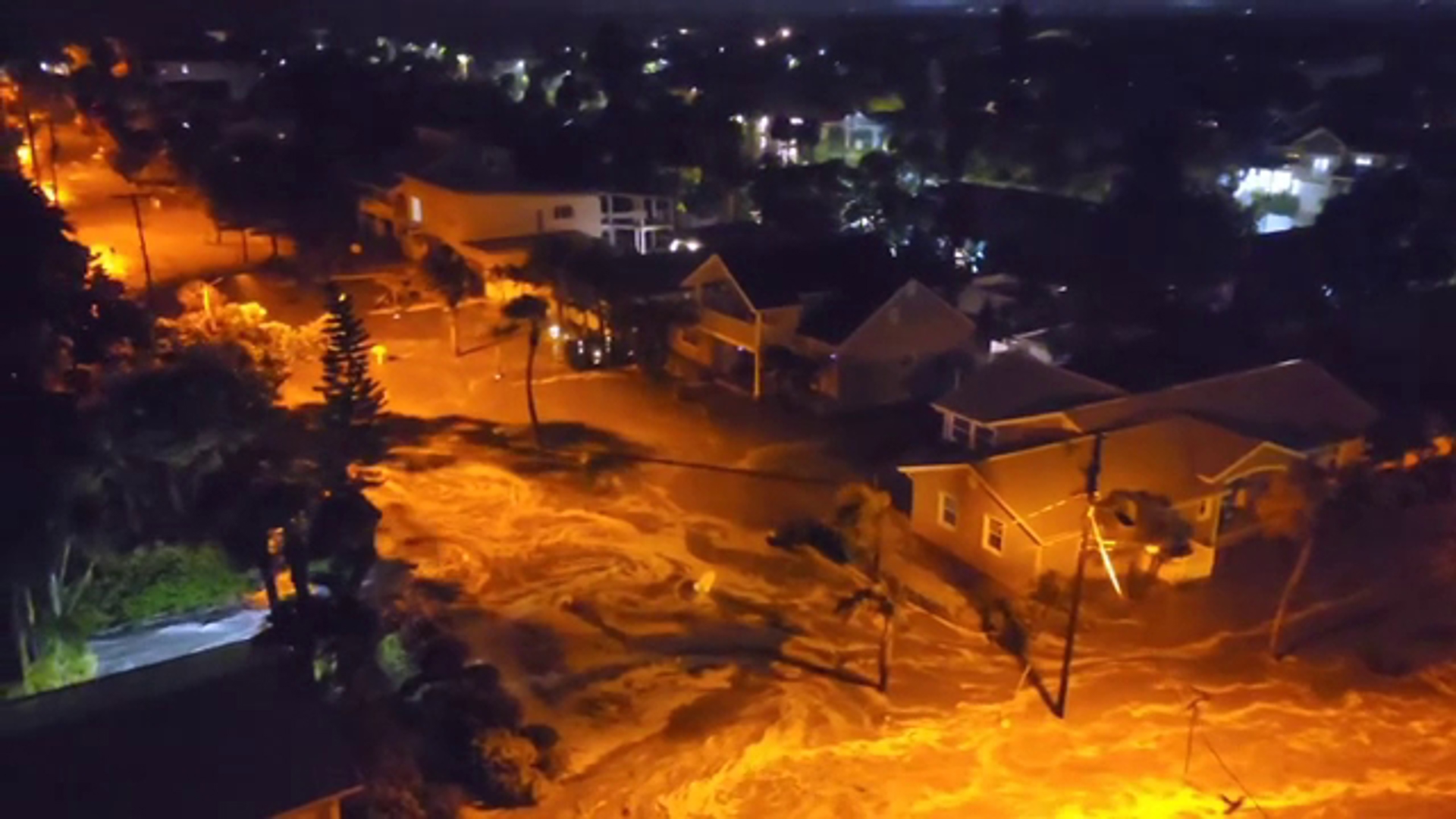 Damaging hurricane winds and storm surge are expected to begin in the Florida Bend area Thursday evening.