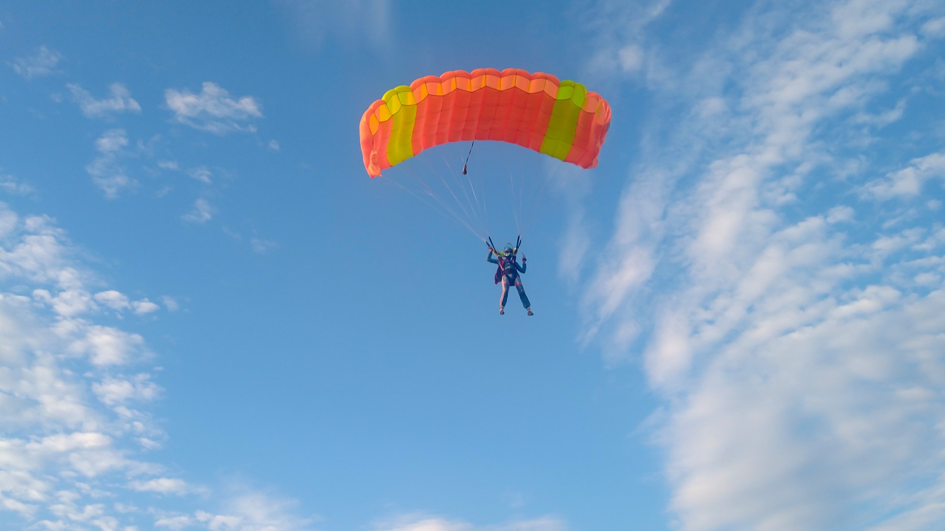 St. Petersburg man dies in Crete skydiving accident