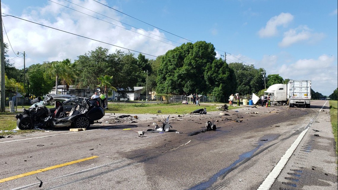 Us 301 In Hillsborough County Closed In Both Directions After Crash