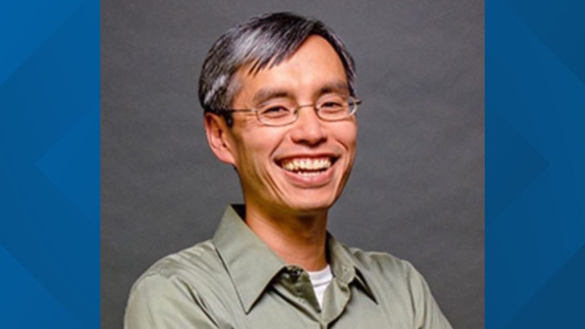 Who is replacing Pete Davidson on Blue Origin flight?