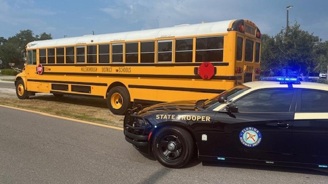 Man stole school bus in Sarasota - Vimarsana News