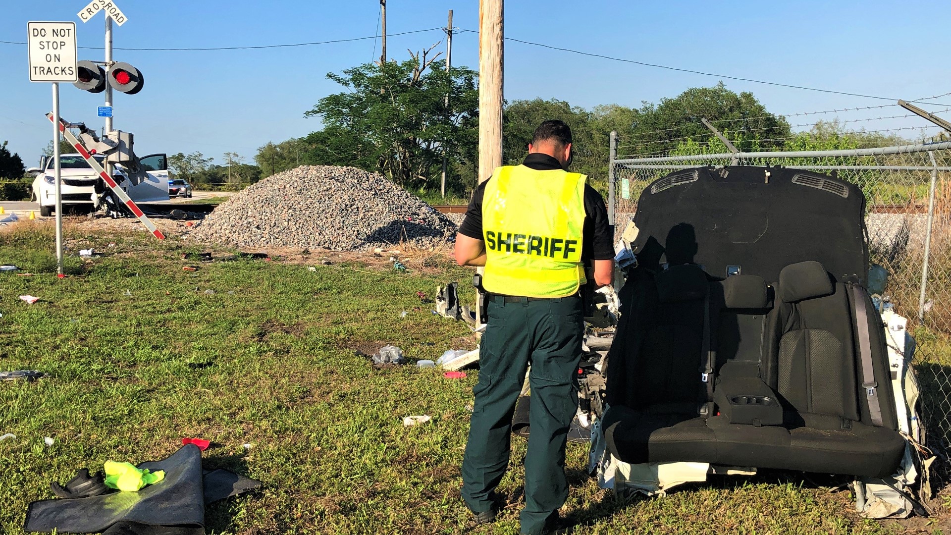 2 Dead In Car Vs Train Crash Near Frostproof, Polk Sheriff Says | Wtsp.com