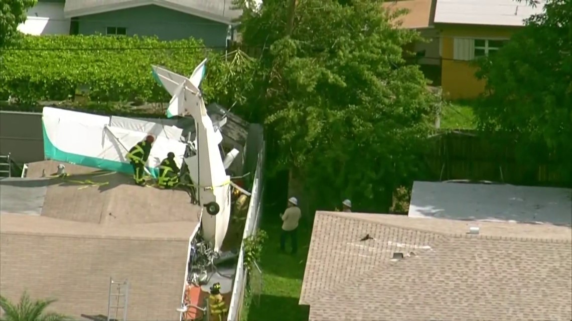Plane crashes into South Florida home - Vimarsana News