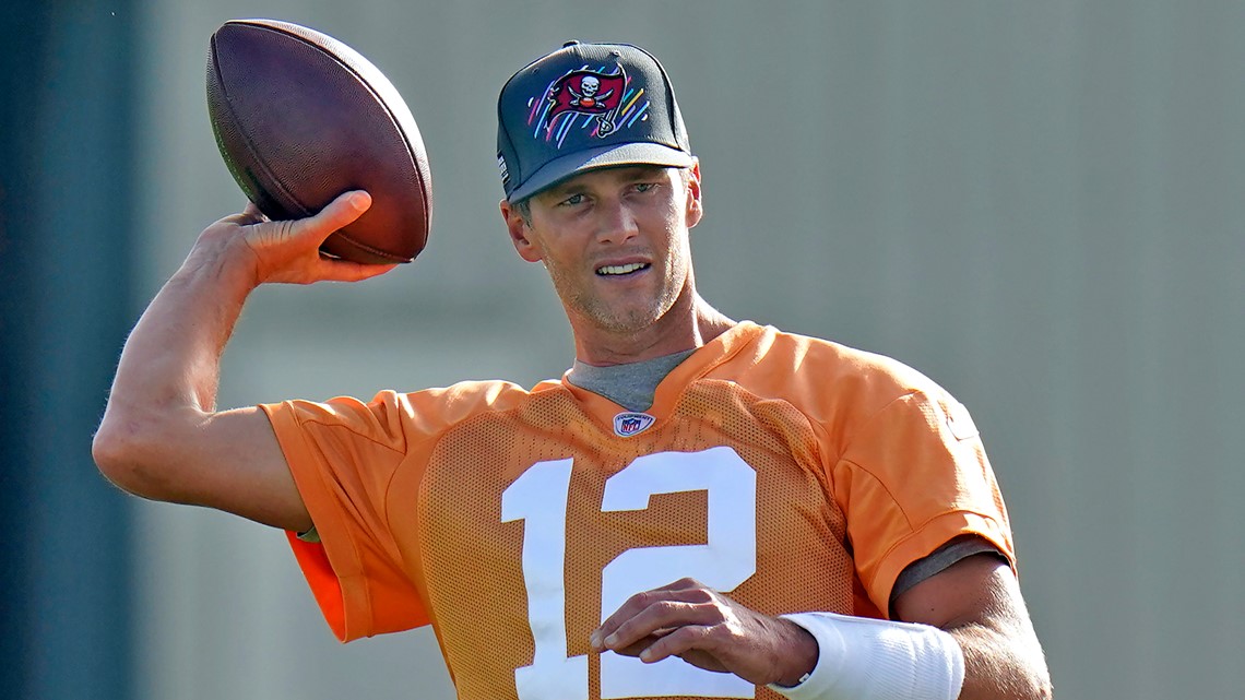 Report: Tom Brady signing with the Miami Dolphins is 'definitely on the  table' - Dolphin Nation