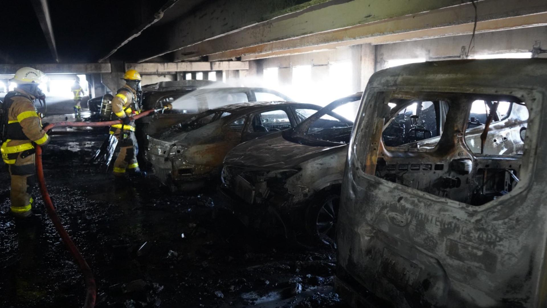 Multiple cars catch fire near Grand Hyatt hotel parking garage in Tampa ...