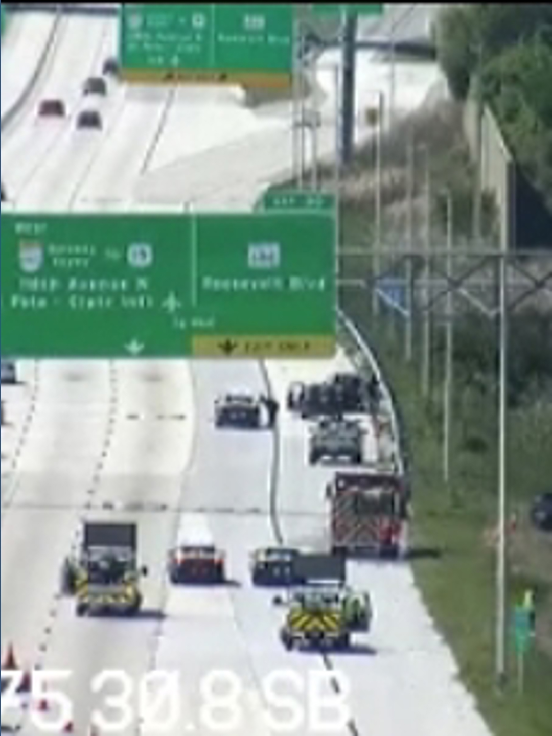 Driver dies after car collides with pole, catches fire on I-275 | wtsp.com