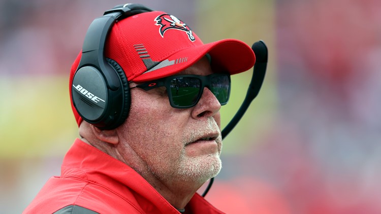 Bruce Arians says he'll appeal $50,000 fine for striking player on helmet