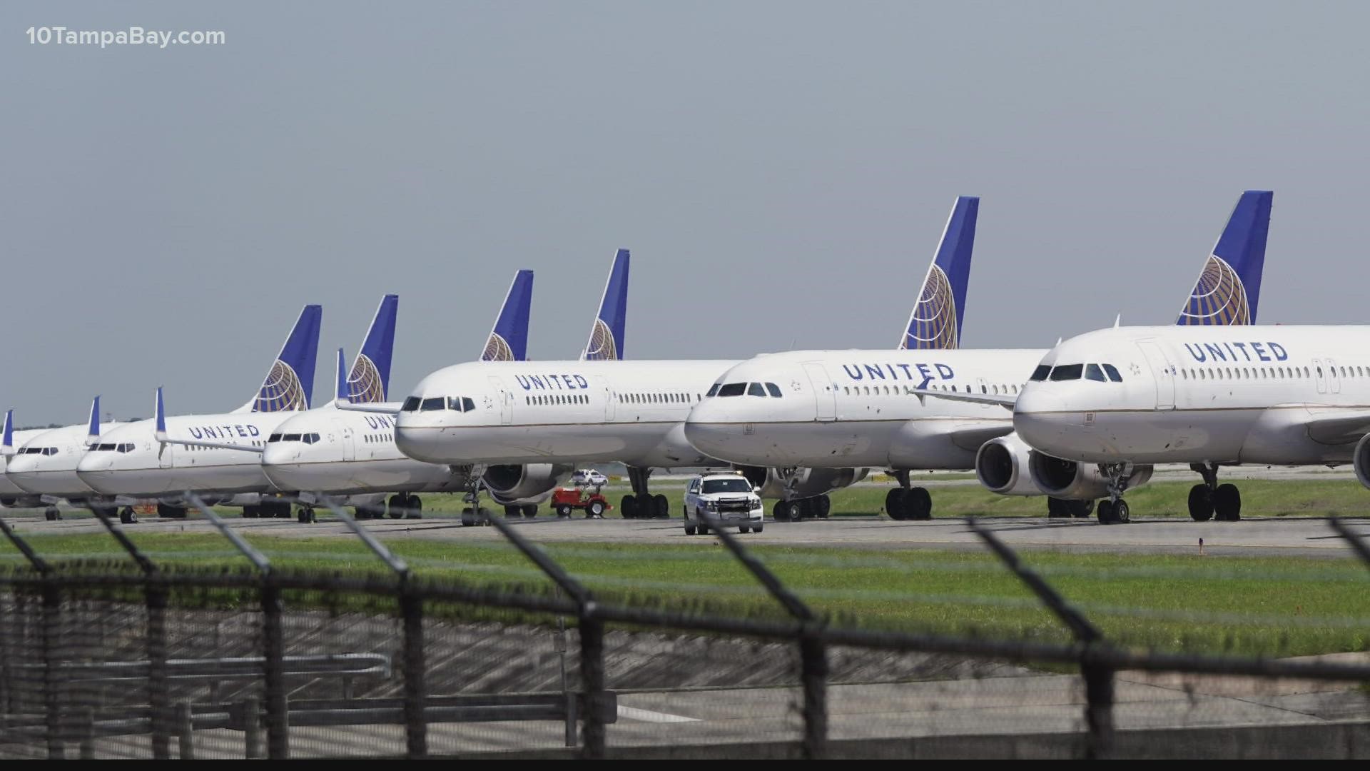 United CEO says it's clear — that everyone is safer when everyone is vaccinated.