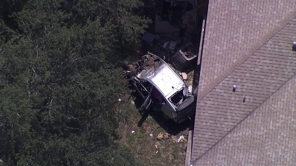 Port Richey man killed after car crashes into Spring Hill home | wtsp.com